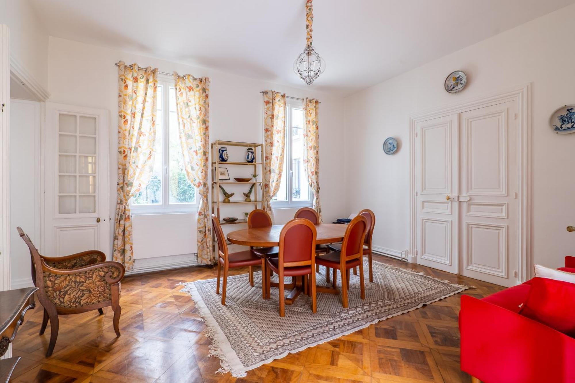 Appartement Veeve - Postcards From The Eiffel Tower *